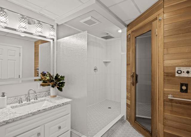Property at 3144 Girard Ave S, Minneapolis, MN 55408, 4 beds, 3 baths