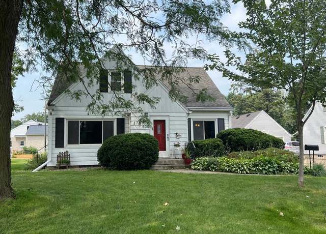 Property at 620 Truman Ave, Owatonna, MN 55060, 3 beds, 2 baths