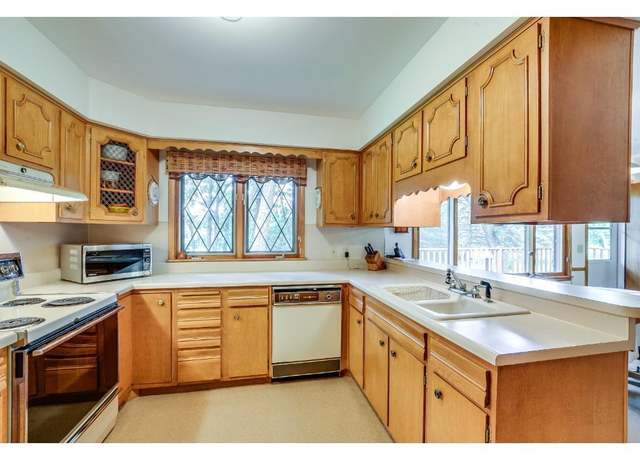 Property at 15425 Nowthen Blvd NW, Ramsey, MN 55303, 4 beds, 2 baths