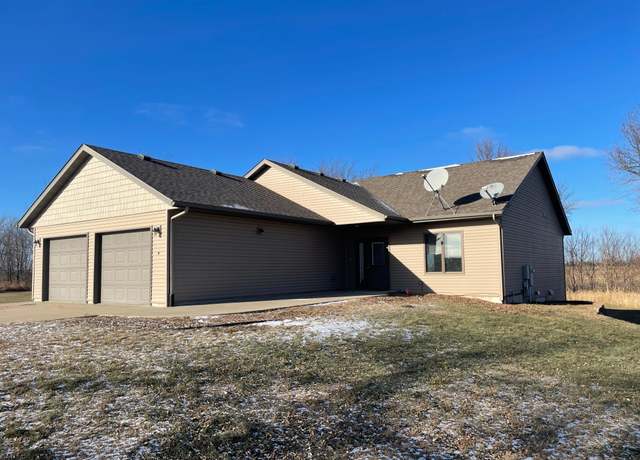 Property at 22600 700th Ave, Albert Lea, MN 56007, 6 beds, 4 baths