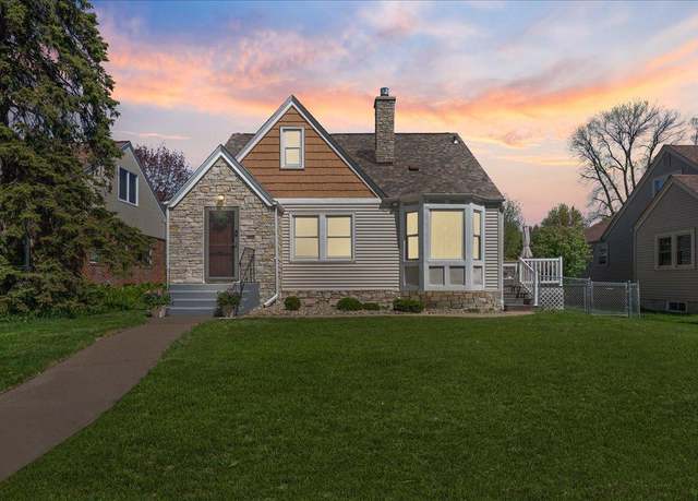 Property at 1391 Iowa Ave W, Falcon Heights, MN 55108, 3 beds, 3 baths