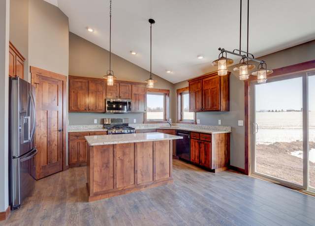 Property at 1902 Mink Way, New Richmond, WI 54017, 3 beds, 2 baths