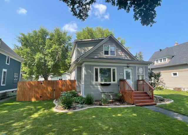 Property at 1016 4th St N, Fargo, ND 58102, 3 beds, 2 baths