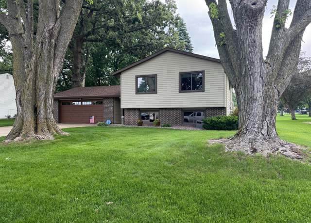 Property at 2010 Highland Ave, Albert Lea, MN 56007, 4 beds, 2 baths