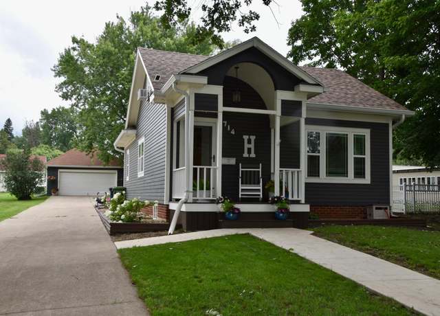 Property at 714 7th St, Sibley, IA 51249, 3 beds, 1 bath