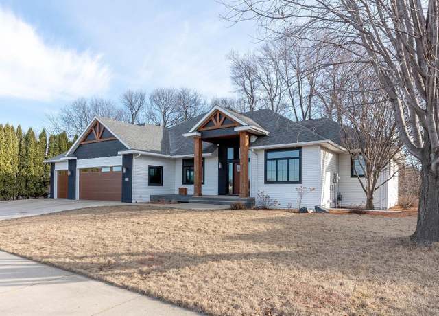 Property at 2110 Coventry Ln, North Mankato, MN 56003, 5 beds, 4 baths