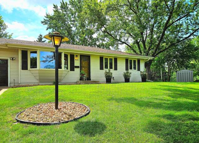 Property at 8445 Morris Cir, Bloomington, MN 55437, 3 beds, 2 baths