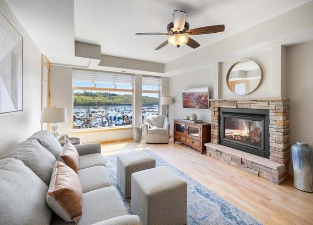 Property at 501 Main St N #214, Stillwater, MN 55082, 2 beds, 3 baths
