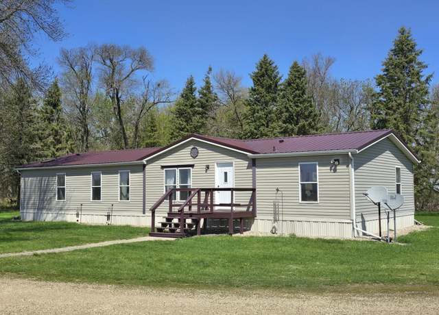 Property at 88700 388th Ave, Heron Lake, MN 56137, 4 beds, 2 baths
