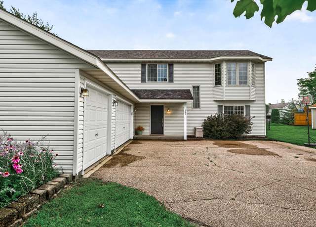 Property at 705 S Maple St, Belle Plaine, MN 56011, 4 beds, 2 baths