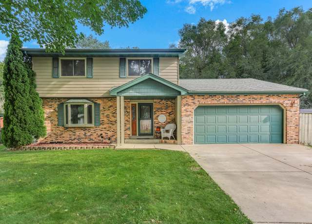 Property at 1797 Spruce Ct, White Bear Lake, MN 55110, 4 beds, 2 baths
