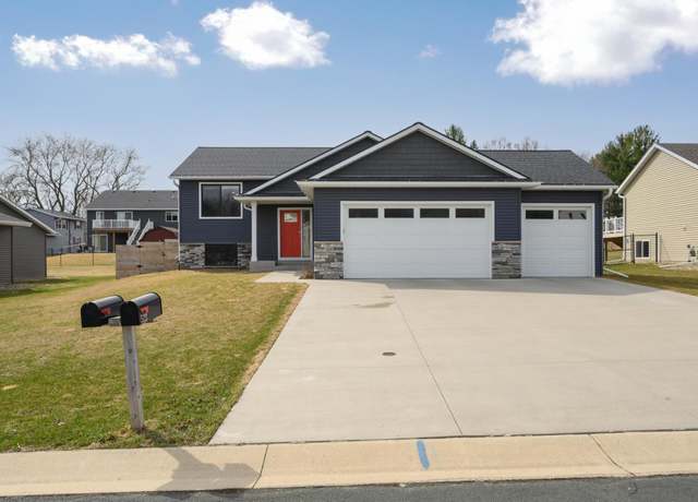 Property at 523 7th St SW, Pine Island, MN 55963, 4 beds, 3 baths
