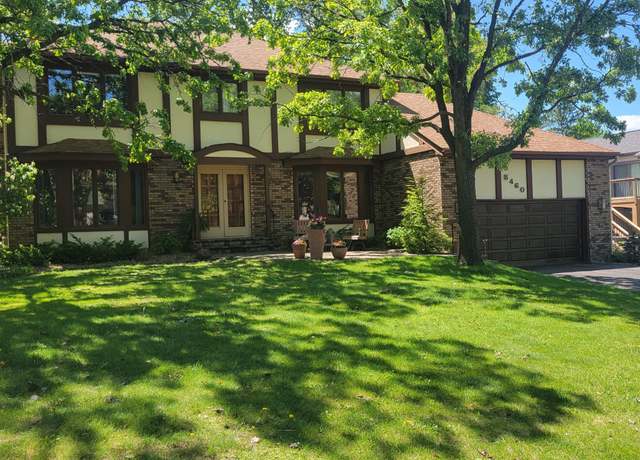 Property at 8460 134th Street Ct, Apple Valley, MN 55124, 4 beds, 3 baths