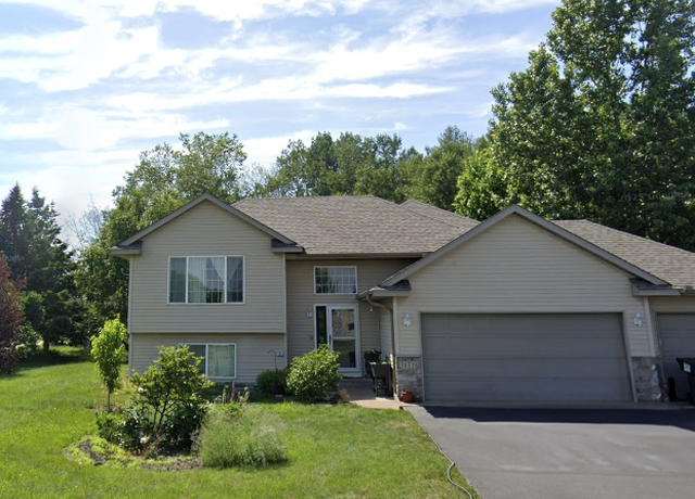 Property at 38516 Henna Ct, North Branch, MN 55056, 5 beds, 2 baths