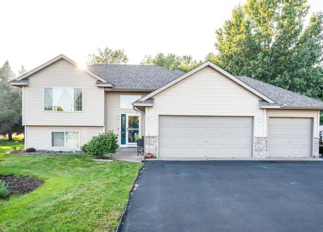Property at 38516 Henna Ct, North Branch, MN 55056, 5 beds, 2 baths