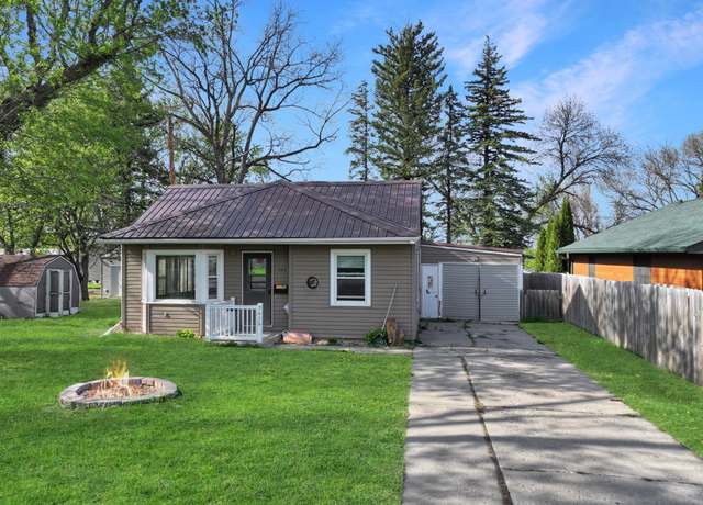 Property at 2525 21st St, Slayton, MN 56172, 2 beds, 1 bath