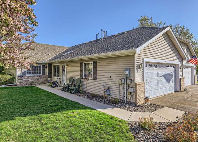 Property at 8914 Thomas Dr, Woodbury, MN 55125, 2 beds, 2 baths