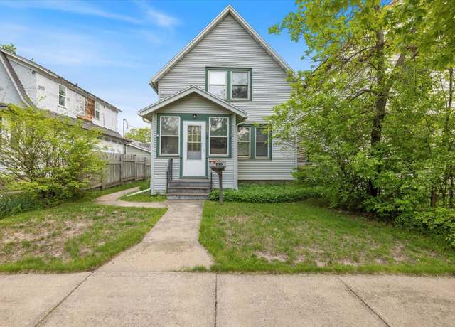 Property at 620 Hayes St, Eveleth, MN 55734, 3 beds, 3 baths