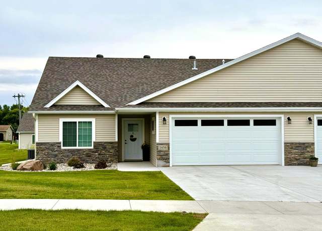 Property at 1446 Campus Dr, Fergus Falls, MN 56537, 2 beds, 2 baths