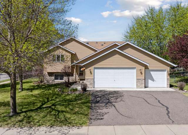 Property at 6033 Bakken St, Monticello, MN 55362, 3 beds, 2 baths