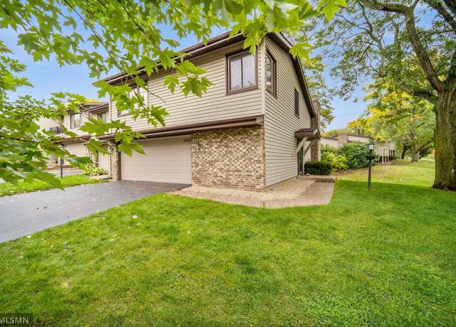Photo of 5631 Hyland Courts Dr, Bloomington, MN 55437