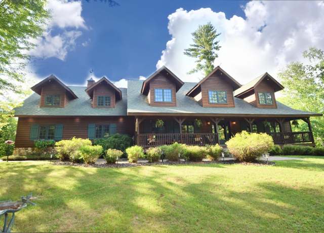 Property at 7460 Jordan Buck Trl, Danbury, WI 54830, 5 beds, 5 baths