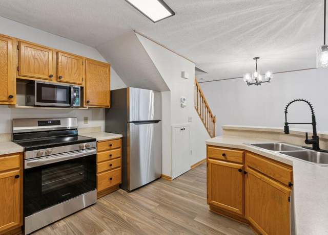 Property at 8379 Corcoran Cir #47, Inver Grove Heights, MN 55076, 2 beds, 1 bath