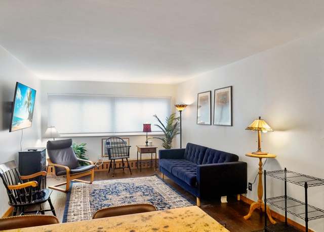 Property at 1800 Lasalle Ave #106, Minneapolis, MN 55403, 2 beds, 1 bath