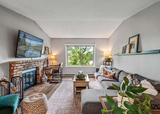 Property at 2030 Ridge Dr #33, Saint Louis Park, MN 55416, 1 bed, 1 bath