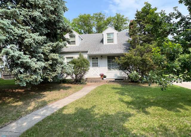 Property at 1410 4th St S, Moorhead, MN 56560, 3 beds, 1 bath