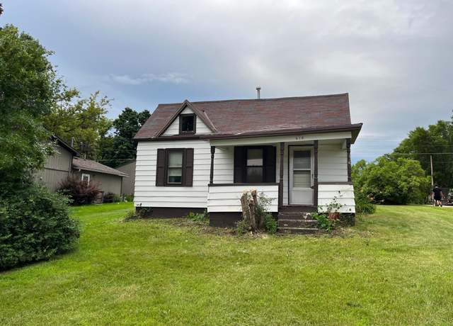 Property at 610 E 7th St, Starbuck, MN 56381, 2 beds, 1 bath