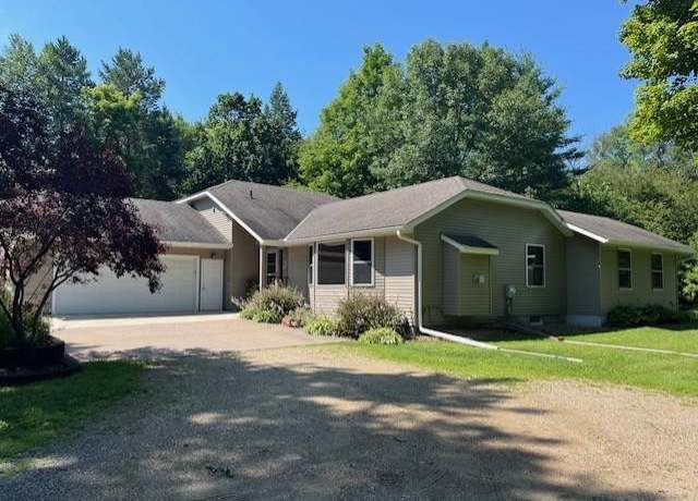 Property at 5743 Edmonson Ave NE, Buffalo, MN 55313, 4 beds, 3 baths
