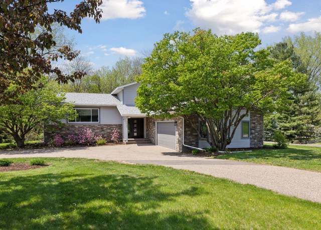 Property at 11700 Lockridge Ave S, Cottage Grove, MN 55033, 4 beds, 3 baths