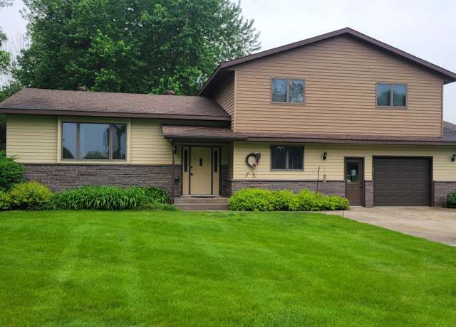 Property at 17473 Fairway Cir, Cold Spring, MN 56320, 3 beds, 3 baths