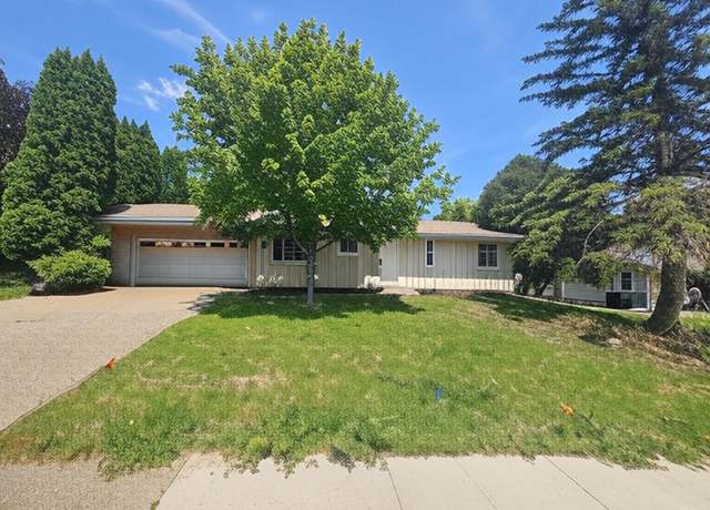 Property at 15977 Harmony Way, Apple Valley, MN 55124, 4 beds, 2 baths