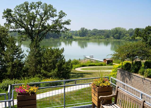 Property at 1900 Rush Lake Trl #112, New Brighton, MN 55112, 2 beds, 2 baths