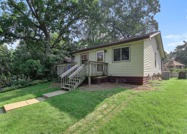 Property at 3266 W Owasso Blvd, Shoreview, MN 55126, 1 bed, 1 bath