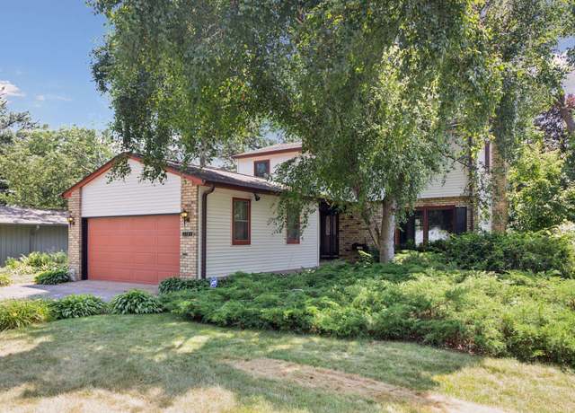 Property at 2184 Larry Ho Dr, Saint Paul, MN 55119, 4 beds, 4 baths