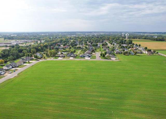 Property at 324 Highlands Blvd NE, Melrose, MN 56352