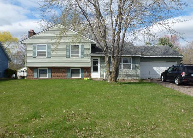 Property at 3657 155th St W, Rosemount, MN 55068, 3 beds, 2 baths