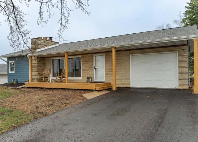 Property at 3120 Eastwood Rd SE, Rochester, MN 55904, 2 beds, 1 bath