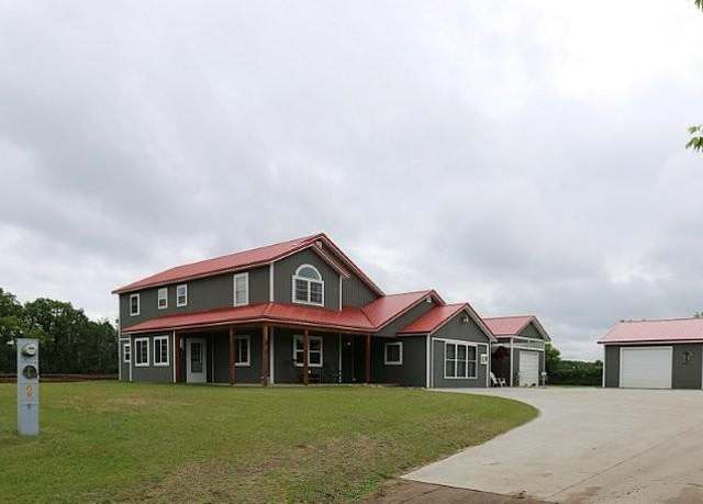 Property at 39192 460th Ave, Perham, MN 56573, 4 beds, 5 baths