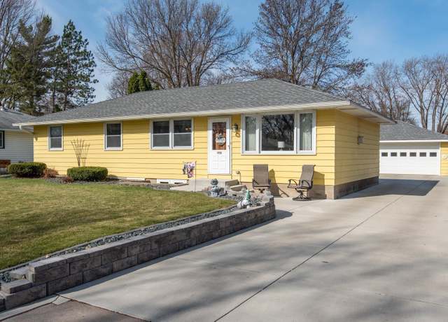 Property at 1926 Maple St, Hastings, MN 55033, 3 beds, 2 baths