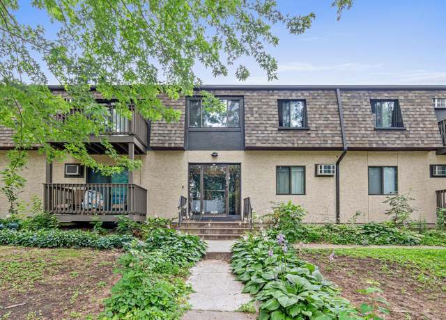Property at 1207 Hewitt Ave #4, Saint Paul, MN 55104, 2 beds, 1 bath
