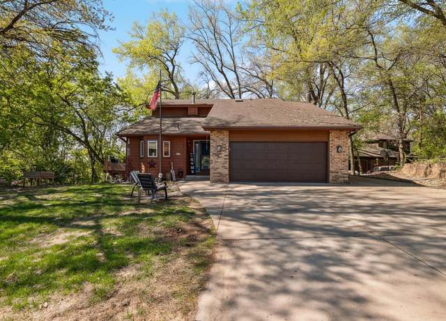 Property at 34 Imperial Dr E, West Saint Paul, MN 55118, 4 beds, 2 baths