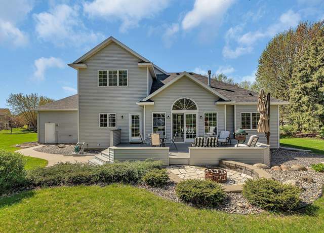 Property at 1609 26th St SE, Saint Cloud, MN 56304, 5 beds, 4 baths