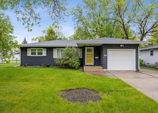 Property at 101 23rd Ave N, Fargo, ND 58102, 2 beds, 1 bath