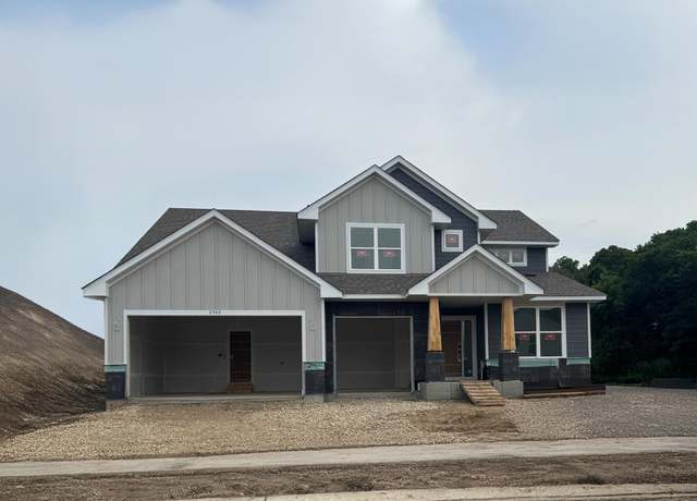 Property at 2740 Aspen Dr, Shakopee, MN 55379, 5 beds, 3 baths