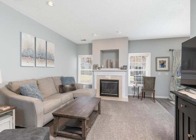 Property at 7575 Derby Ln, Shakopee, MN 55379, 2 beds, 3 baths