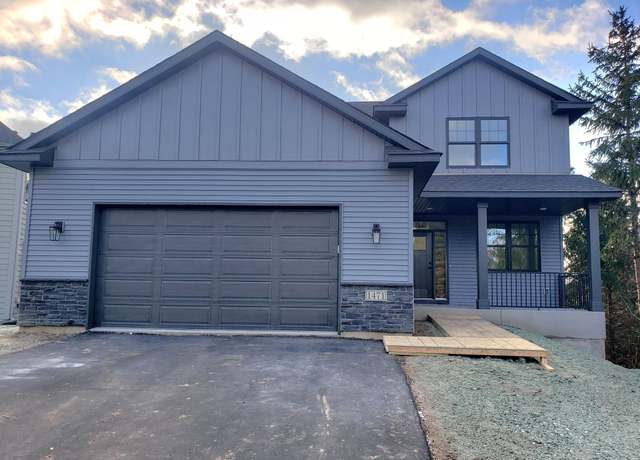 Property at 560 Sunrise Dr, Little Canada, MN 55117, 4 beds, 3 baths